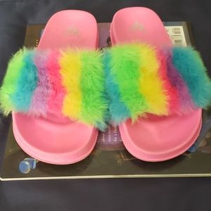 Justice size 5 slides